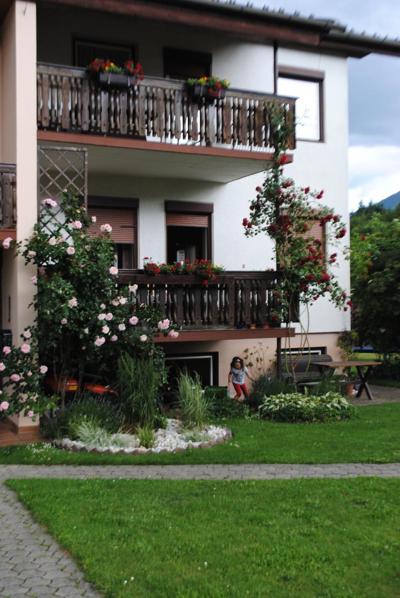 Ferienhaus Michor Latschach ober dem Faakersee エクステリア 写真